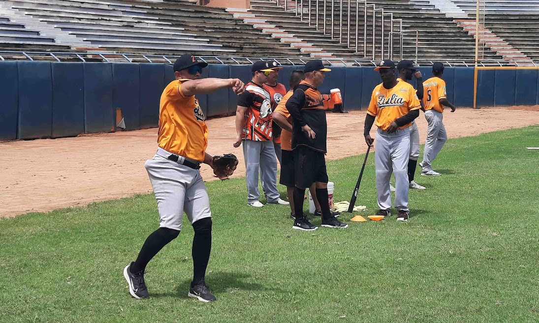 La Temporada 2024-2025 de la LVBP se aproxima: Águilas del Zulia intensifican su entrenamiento y esperan jugadores fundamentales