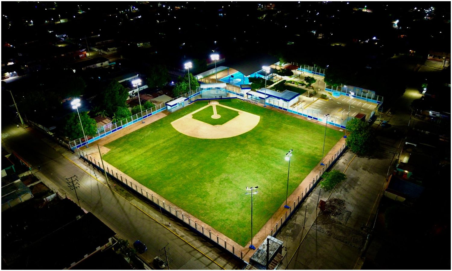 Centro Cultural y Deportivo Simón Bolívar abre sus puertas para la recreación en el Zulia