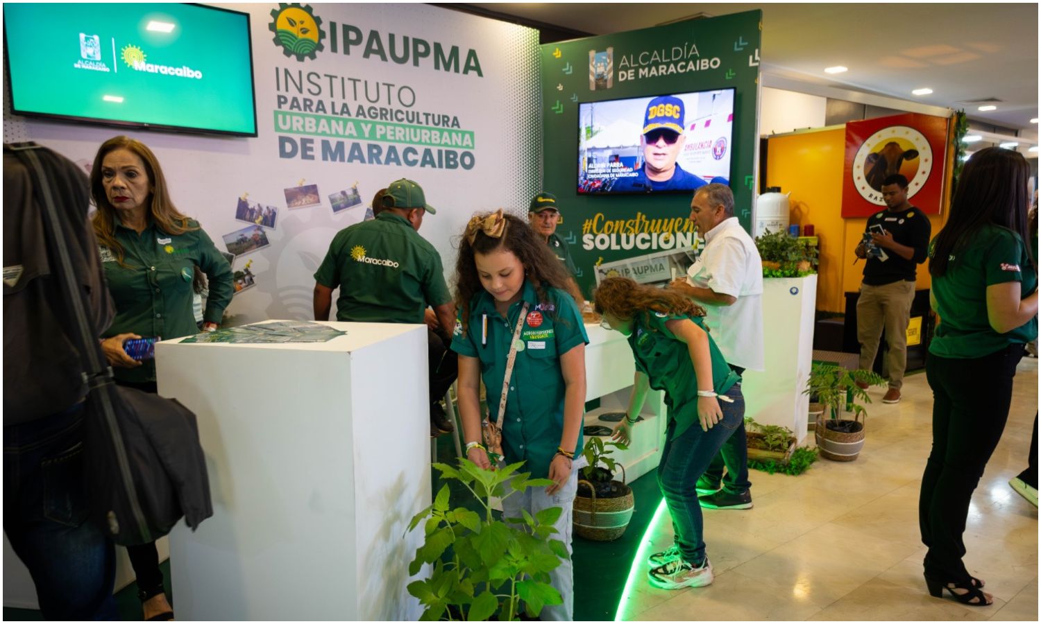 Alcaldía de Maracaibo cautivó en la III Expo Congreso de Ganadería Tropical con un vivero agrícola