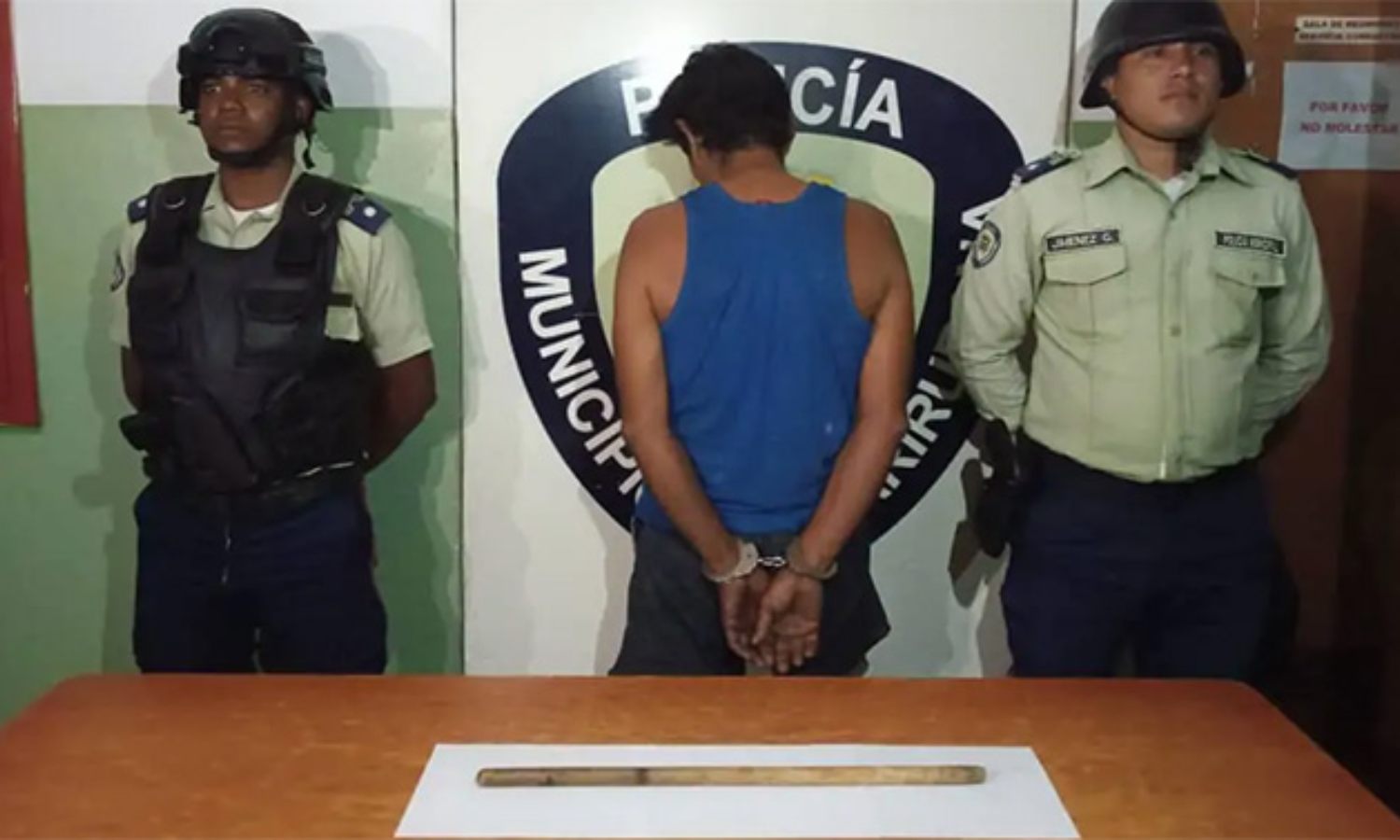 Golpea con palo a su pareja por no encontrarla en casa en Carirubana, Falcón