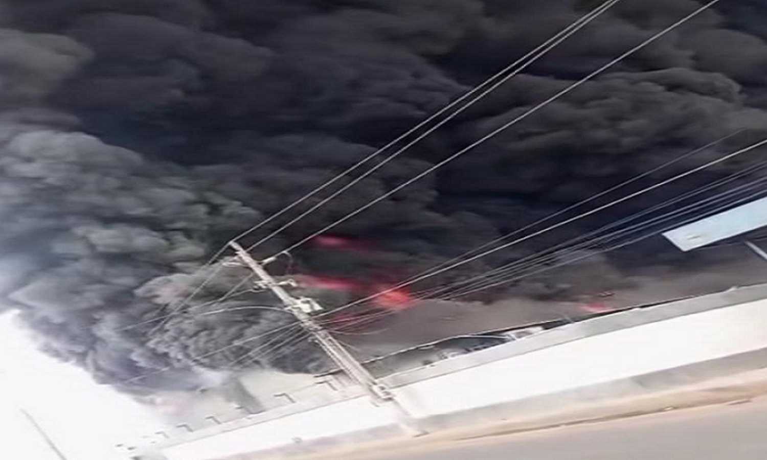 incendio-galpon-camaronera-san-francisco