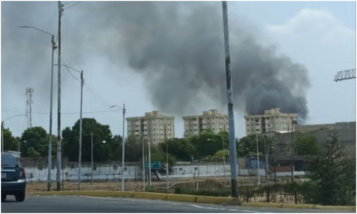 Reportan voraz incendio en estación judicial del sector Sabaneta