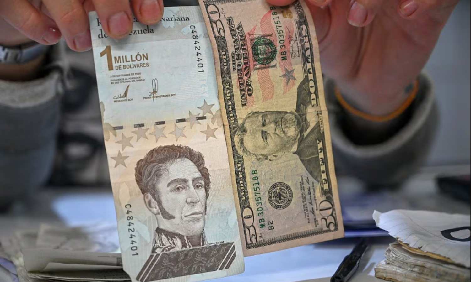 precio del dólar 14 de mayo
