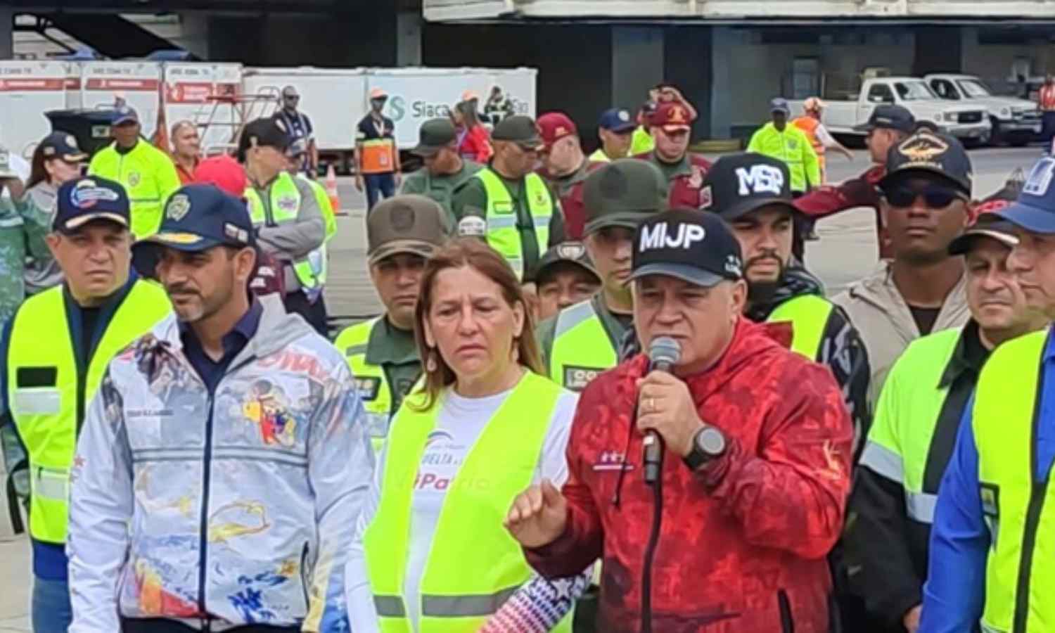 Retornan 178 venezolanos desde Estados Unidos en vuelo de repatriación