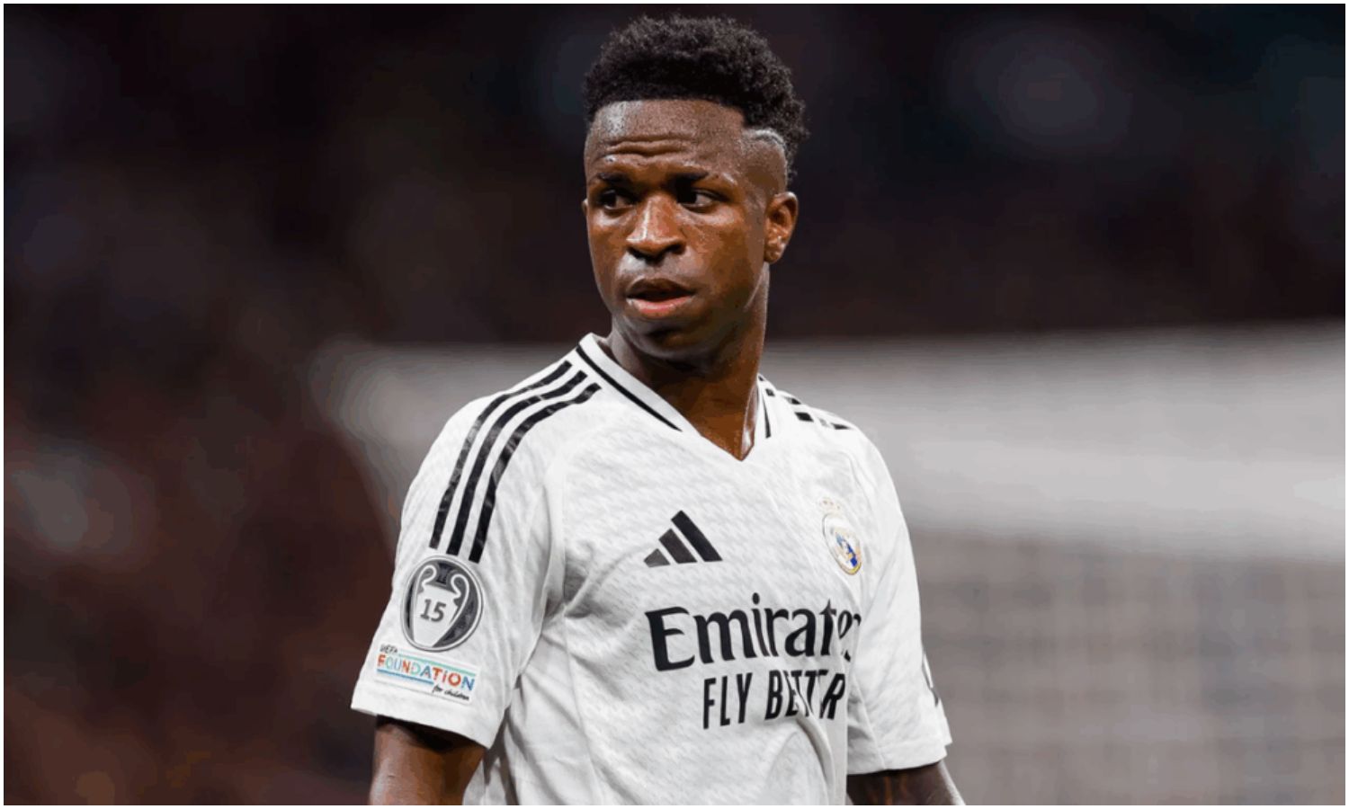 Condenan a cinco personas por insultos racistas contra Vinicius Jr. durante partido del Real Madrid y Valladolid en 2022