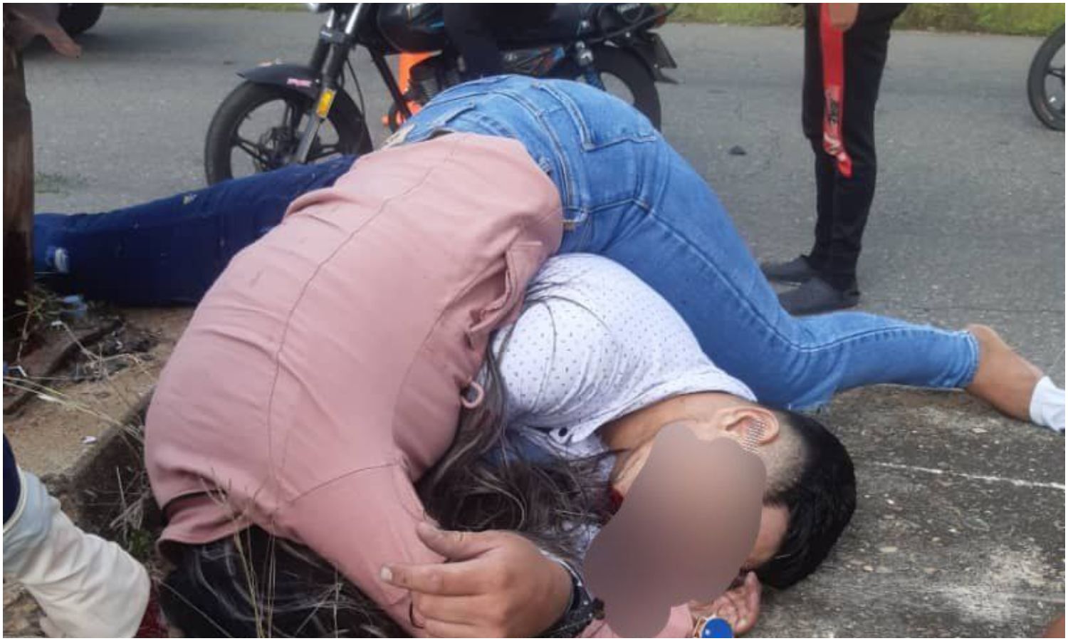Fallece una estudiante de medicina de LUZ y un militar en aparatoso accidente de moto en Ciudad Ojeda
