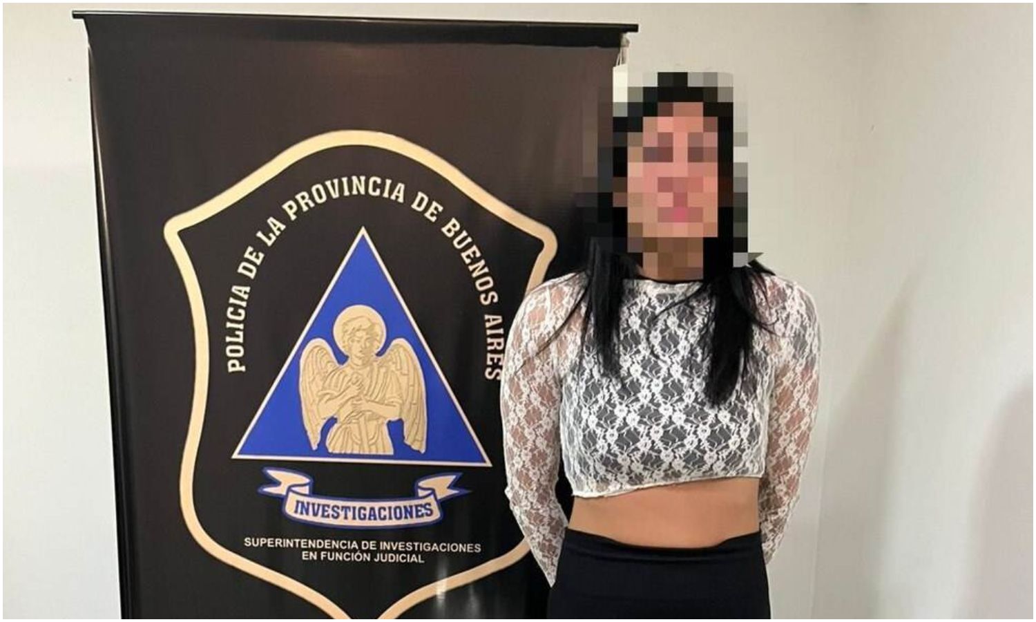 Mujer chantajeó a su amante con contarle su relación a su esposa e hijos si no le pagaba 100 mil dólares