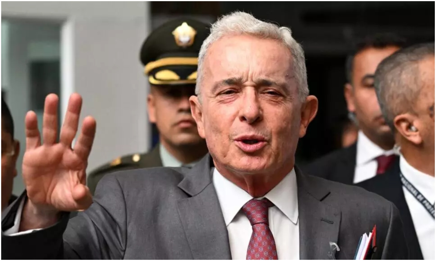 Hallan culpable a Álvaro Uribe por soborno y fraude procesal: primera vez que un expresidente colombiano es condenado en juicio penal