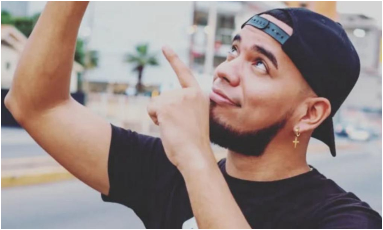 Fallece el DJ Juan Carlos Trujillo tras ser arrollado por un autobús frente a la Plaza para Todos de Maracaibo