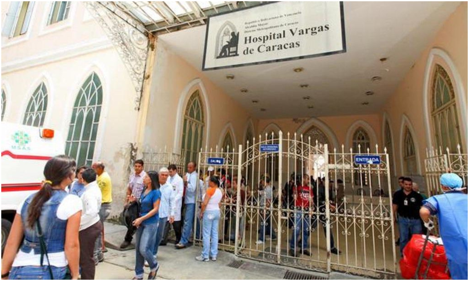 Sicarios irrumpen la emergencia de un hospital en Caracas y matan a dos personas frente a los pacientes