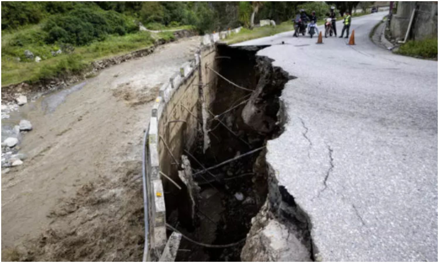 Confirman un fallecido por las fuertes lluvias en Venezuela