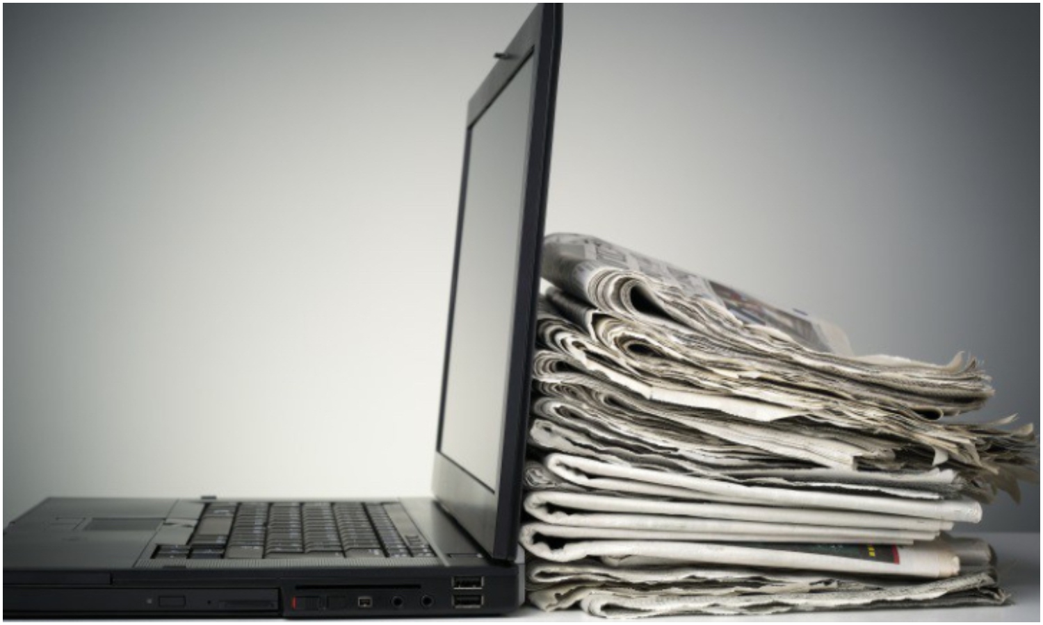 Entre el papel y la pantalla: la transición del periodismo impreso hacia nuevos horizontes digitales en Venezuela