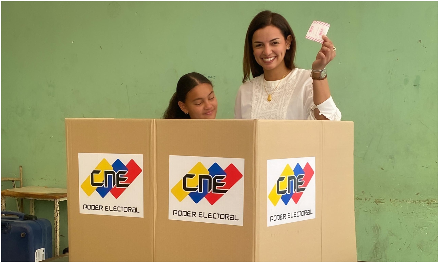 Vanessa Linares de Ramírez: “Voto por Maracaibo, por Rafael, por el futuro que merecemos”
