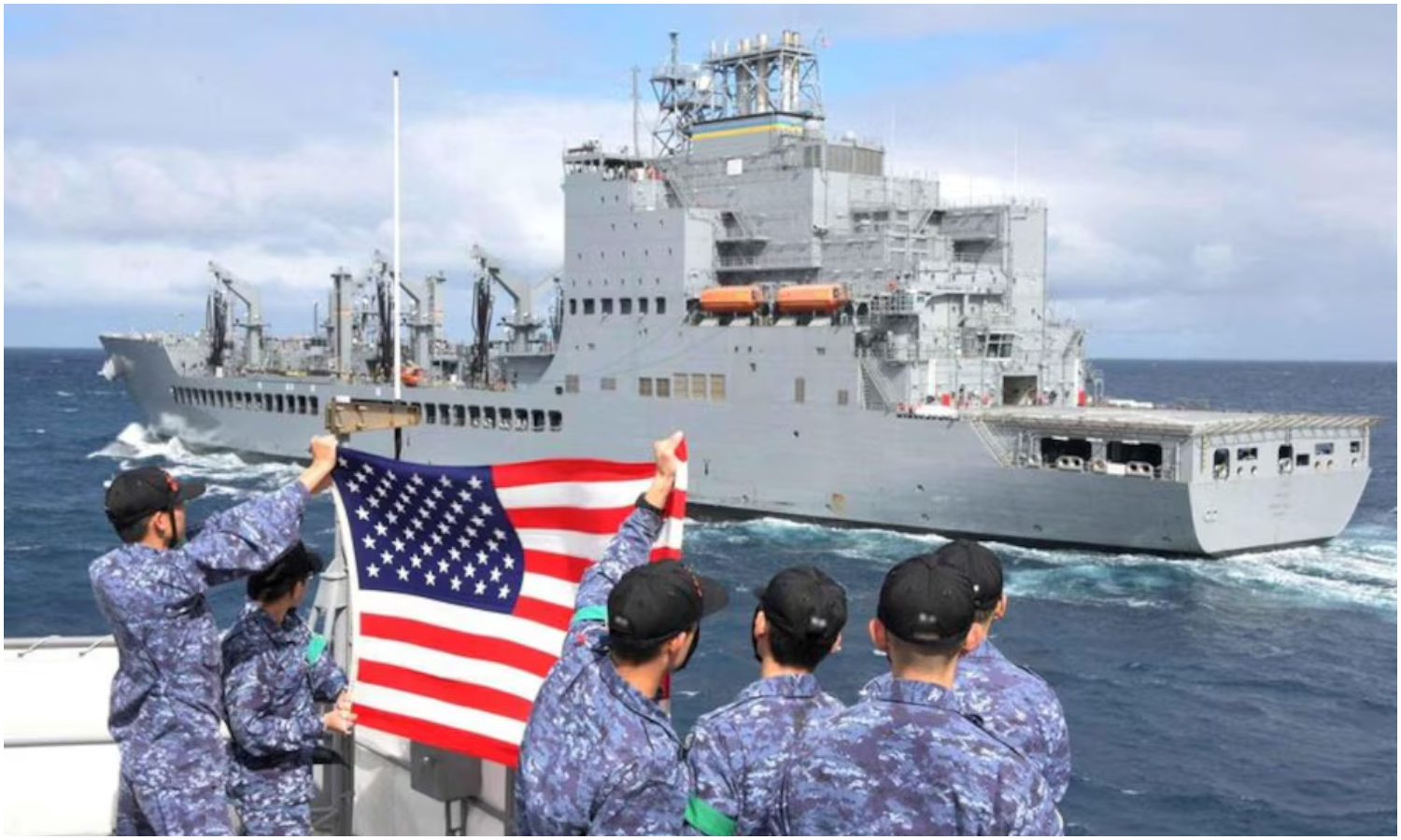 Estados Unidos despliega fuerzas militares en el mar Caribe para combatir carteles de droga latinoamericanos