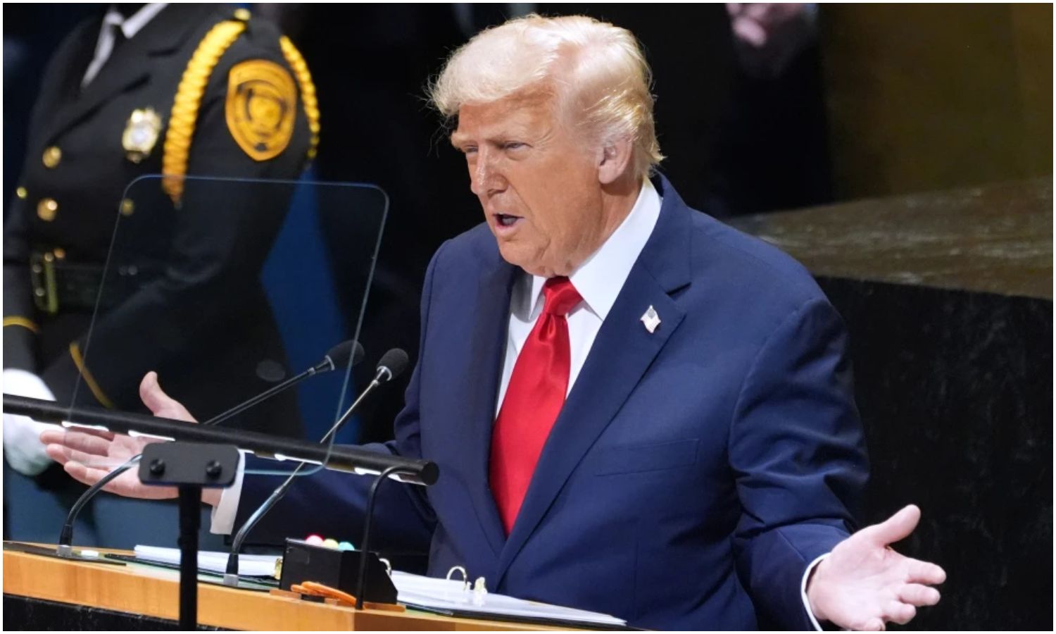 Donald Trump advierte en la ONU que usará al Ejército de Estados Unidos para destruir a los «terroristas venezolanos”