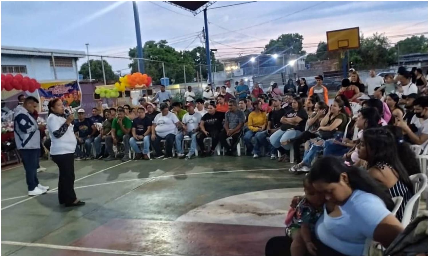 Alcaldía de Maracaibo entrega micofinanciamientos a 85 jóvenes para impulsar sus proyectos productivos