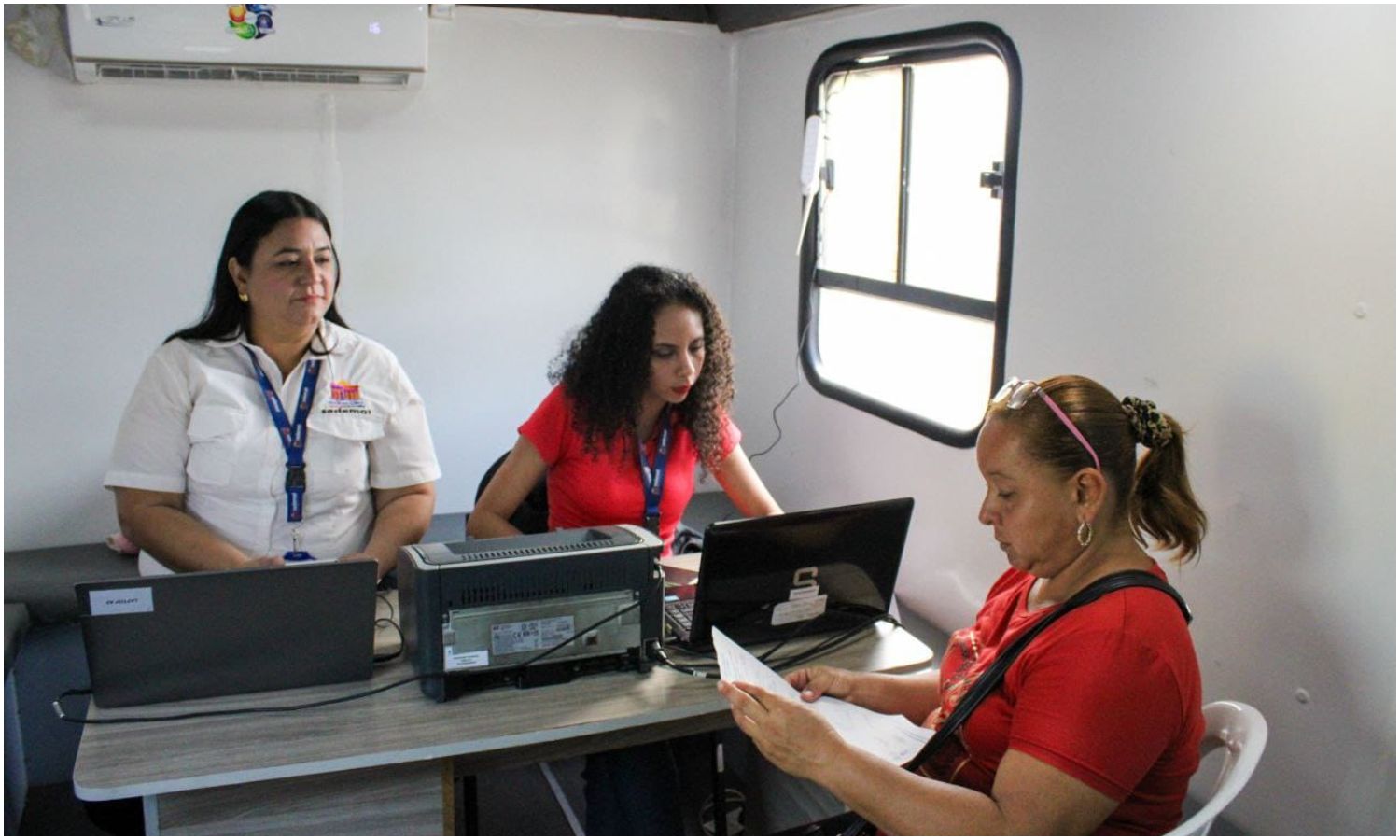 Alcaldía de Maracaibo inició jornada de registro y cobro de tributos en el Callejón de los Pobres