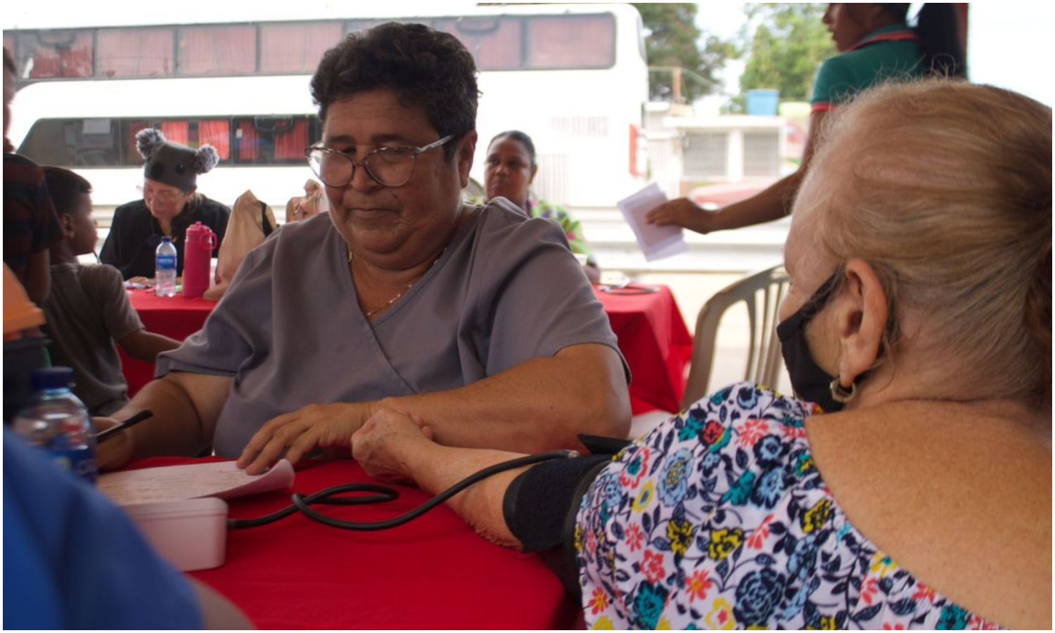 Alcaldía de Maracaibo brindó atención médica a más de 400 personas en jornada integral de salud