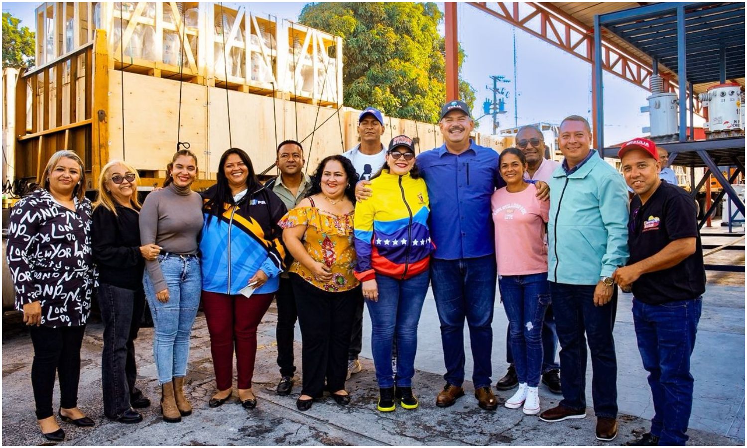 Gobierno entrega 500 transformadores para reforzar el sistema eléctrico en el Zulia