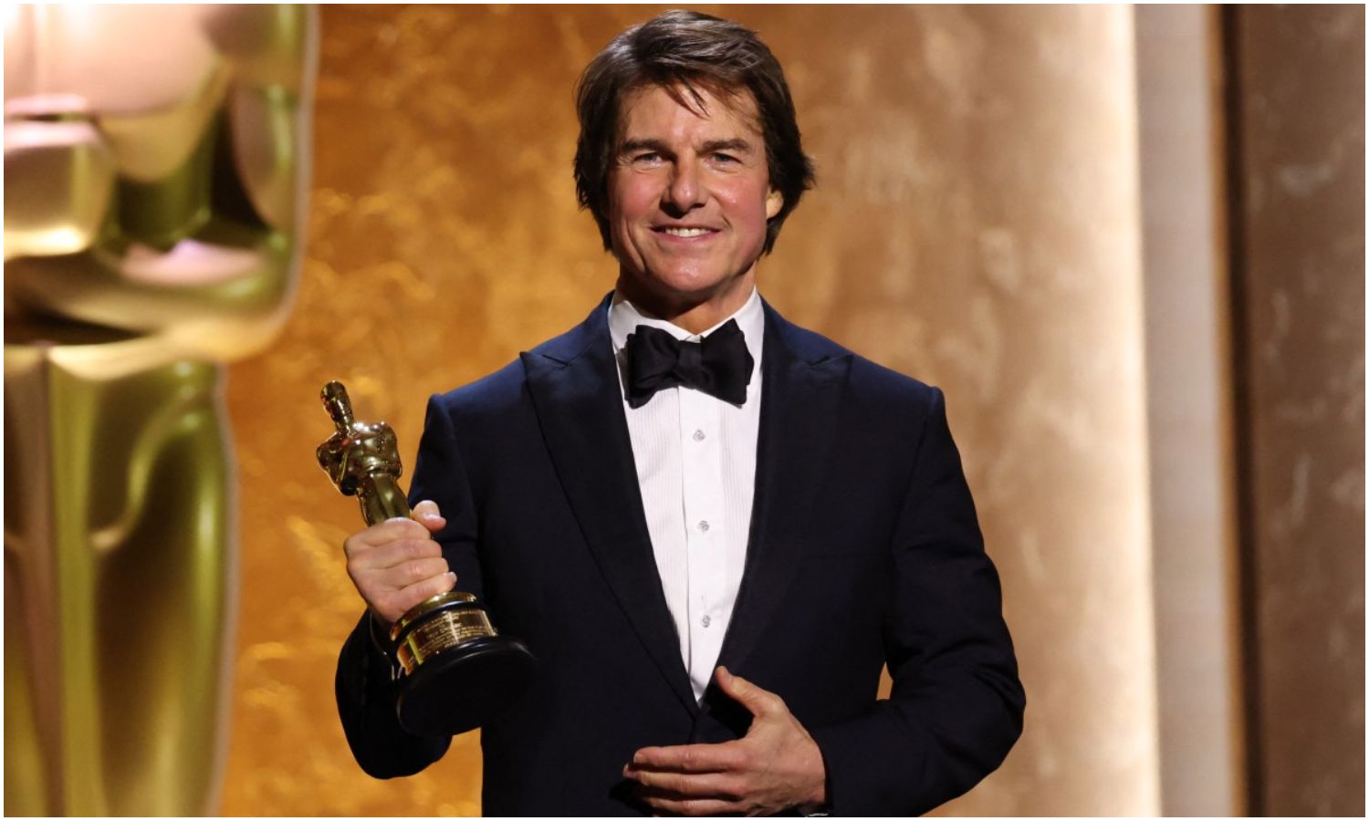 Tom Cruise recibe su primer Oscar tras casi 45 años de carrera