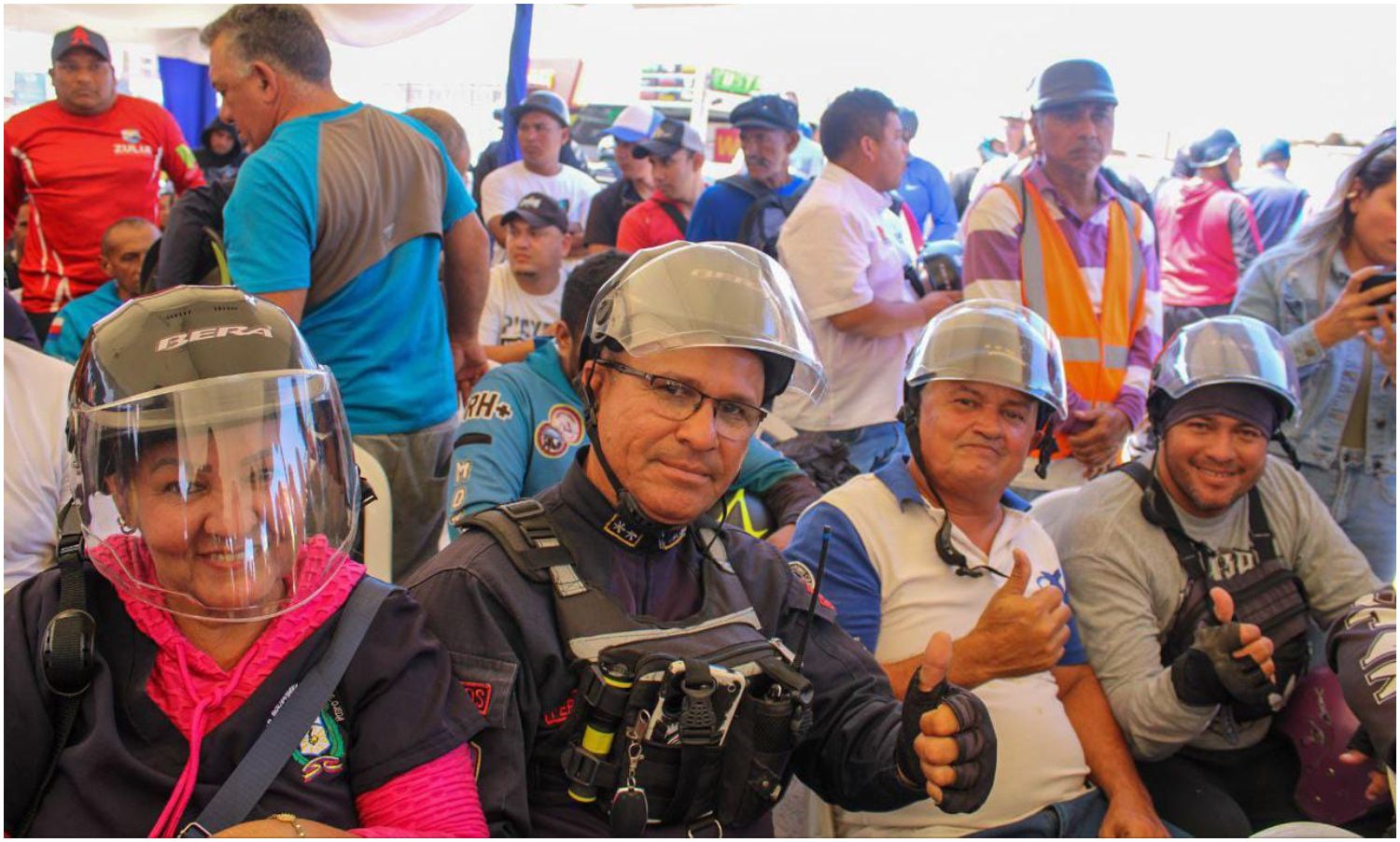 Alcaldía de Maracaibo y empresa privada inician campaña “Chamo, usa tu casco” para reducir los accidentes de motorizados