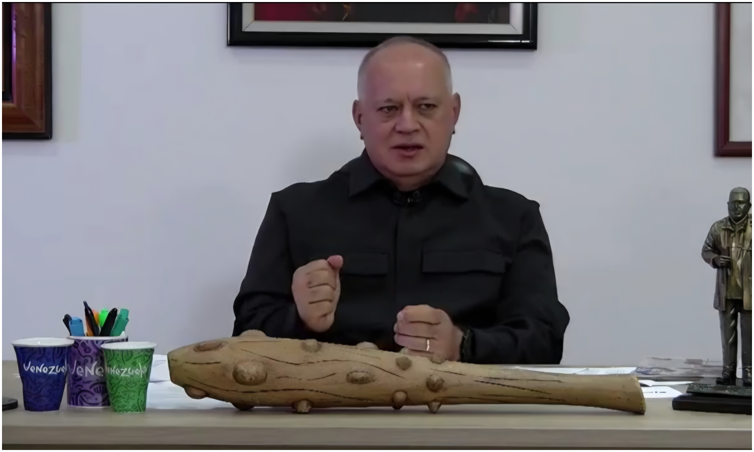 Diosdado Cabello confirma que operación militar de Estados Unidos en Venezuela dejó 100 muertos