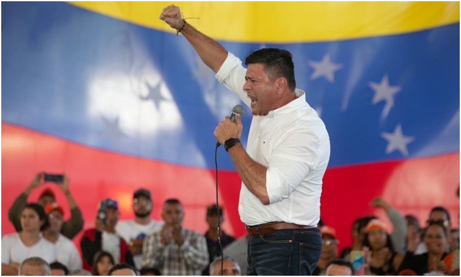 Excarcelan a Freddy Superlano tras permanecer 18 meses detenido: así fue el reencuentro con su familia