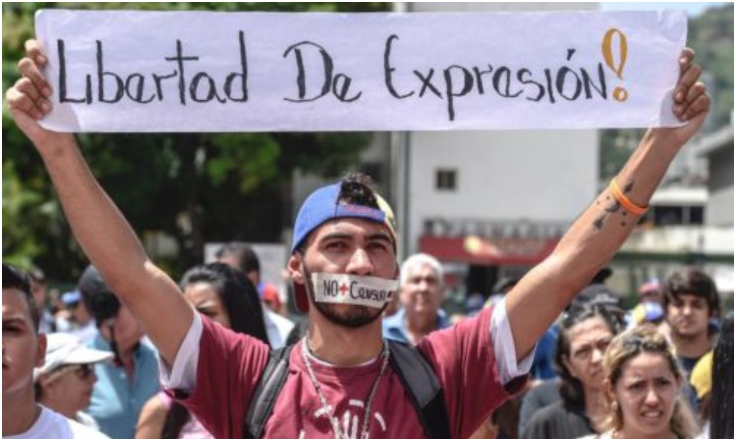 SNTP denuncia que 20 periodistas siguen sin libertad plena en Venezuela