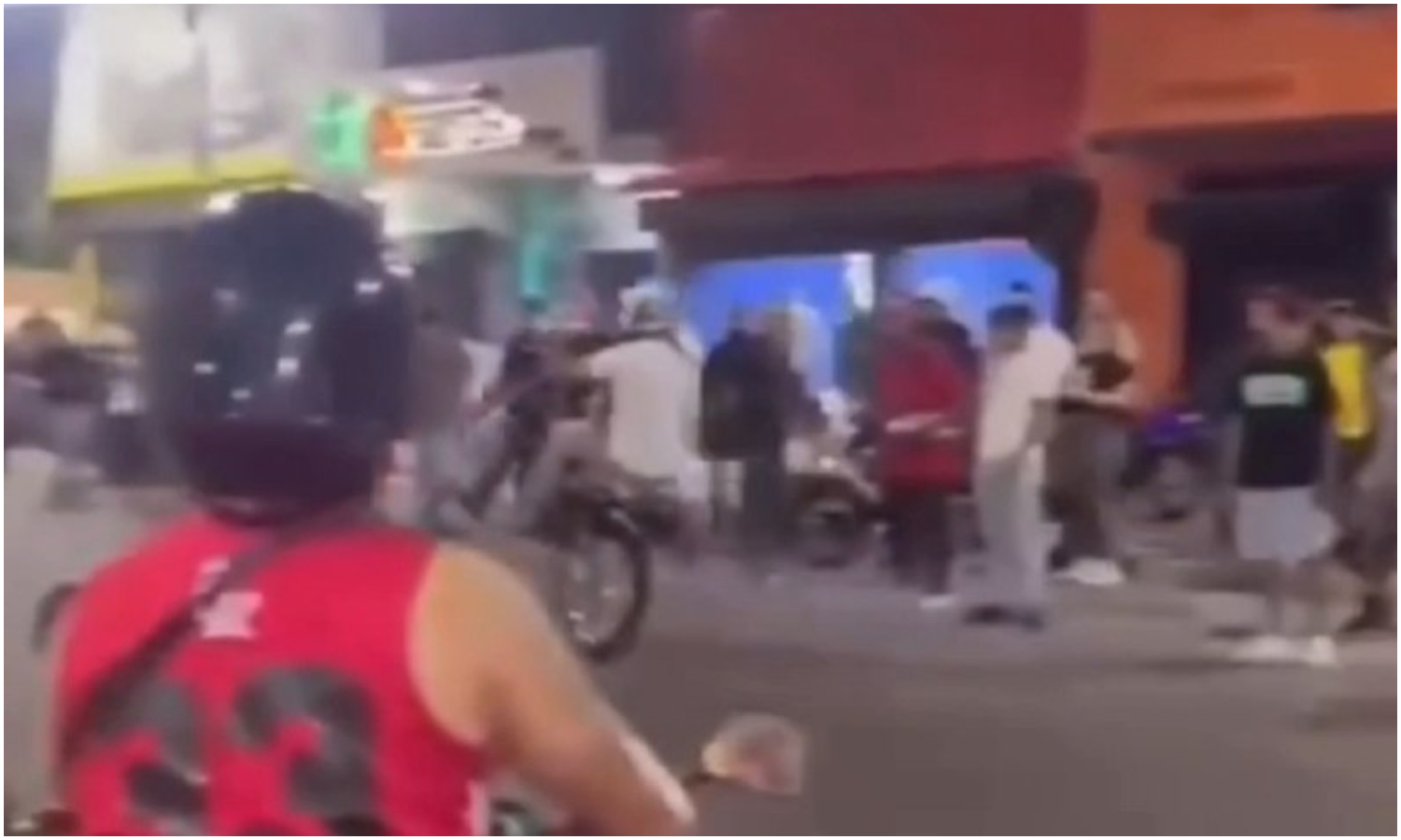 Vecinos denuncian “motopiruetas” detrás del antiguo Retén de Bella Vista