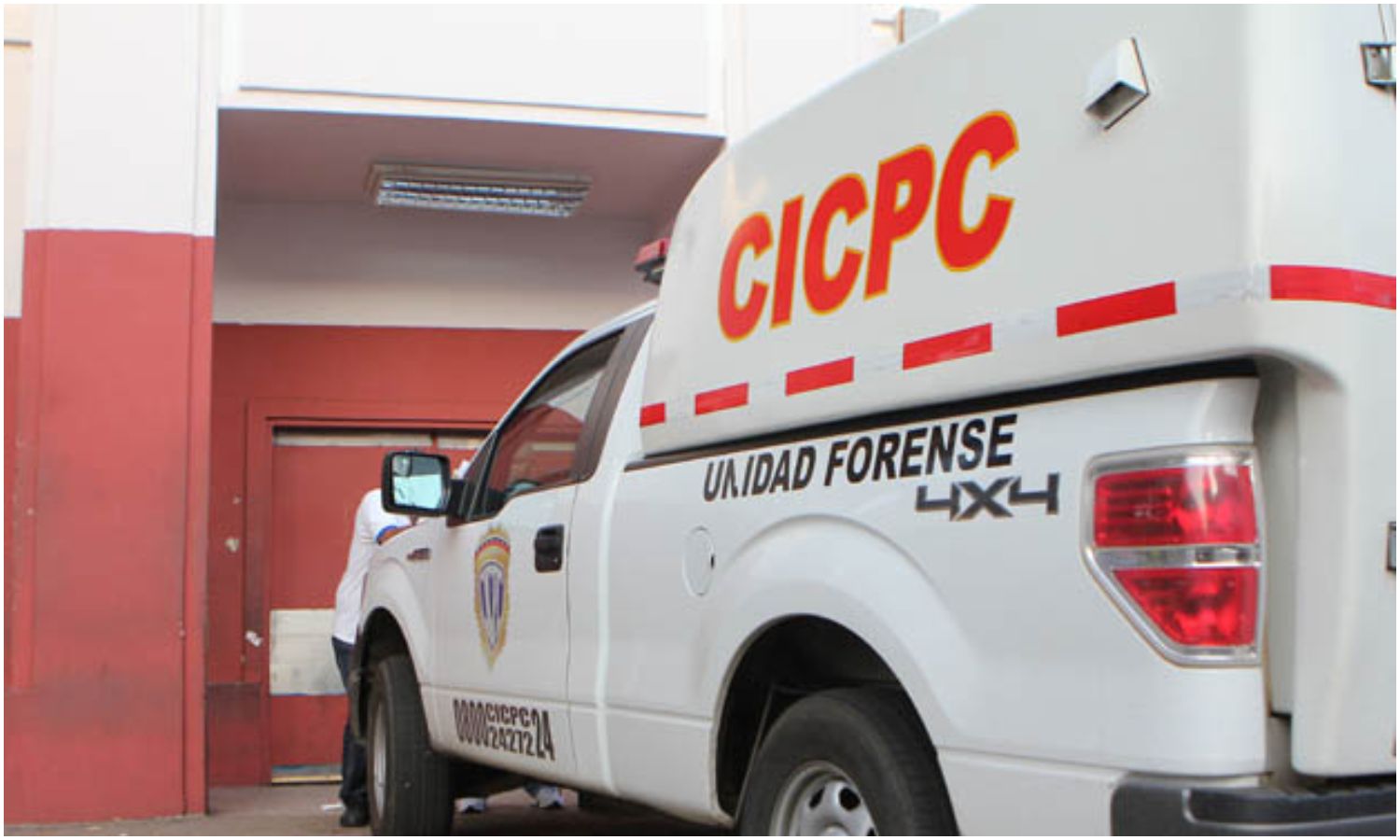 Hombre murió electrocutado mientras realizaba mantenimiento en colegio José Laurencio Silva de Maracaibo