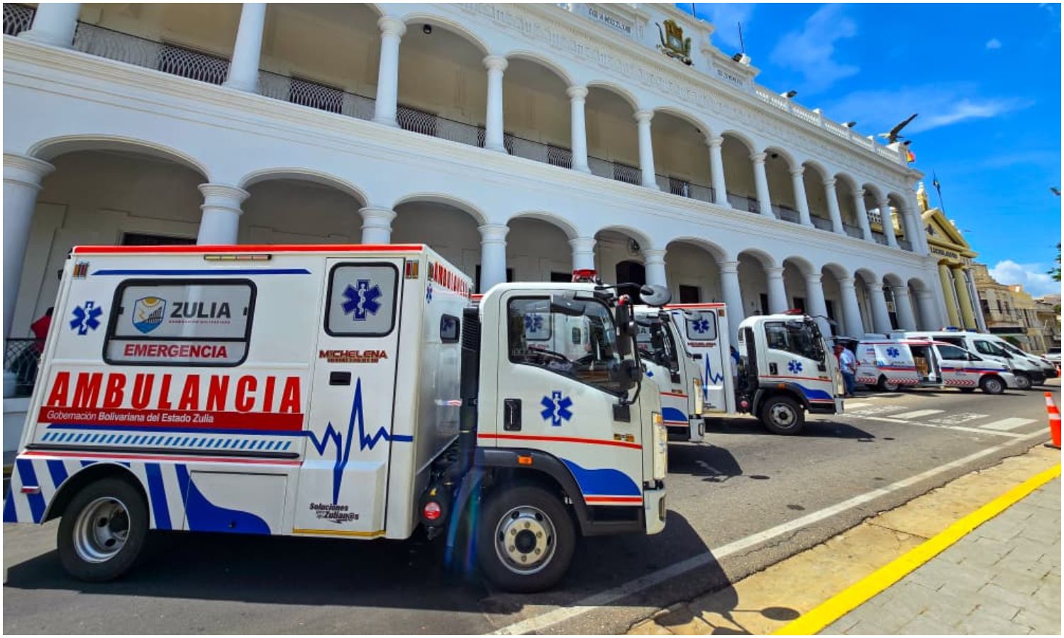 Con la entrega de seis nuevas ambulancias: gobernador Luis Caldera fortalece la red de atención de emergencias en el Zulia