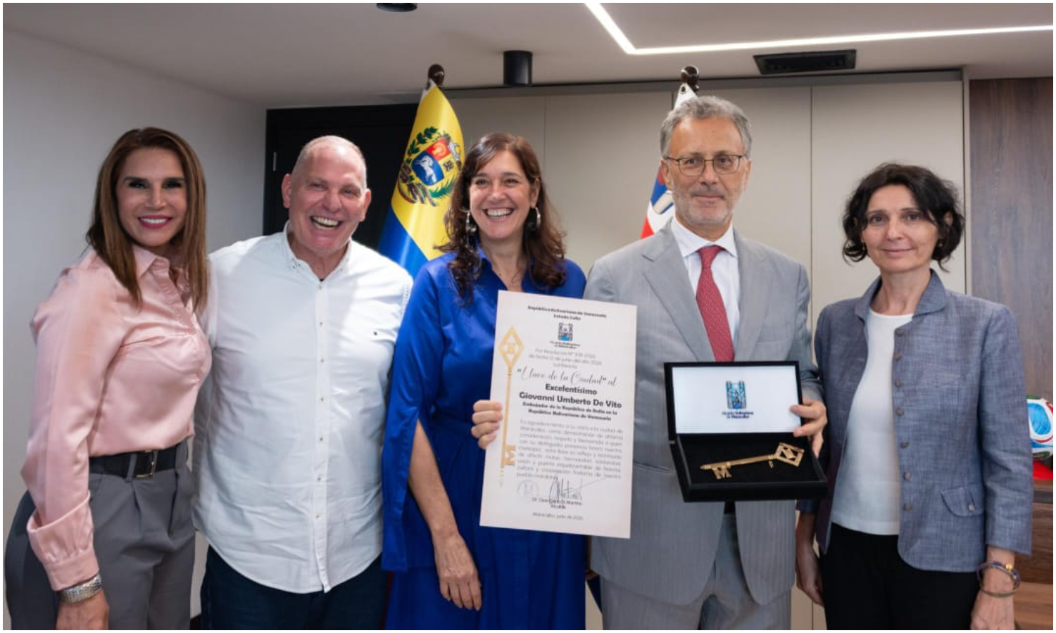 Alcaldía de Maracaibo entrega las llaves de la ciudad al embajador de Italia en Venezuela