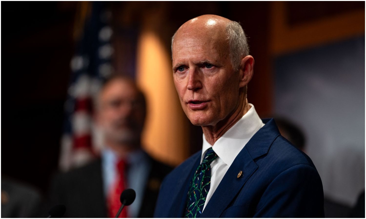 Rick Scott advierte a Diosdado Cabello que enfrentará consecuencias si obstaculiza las labores de rescate en Venezuela