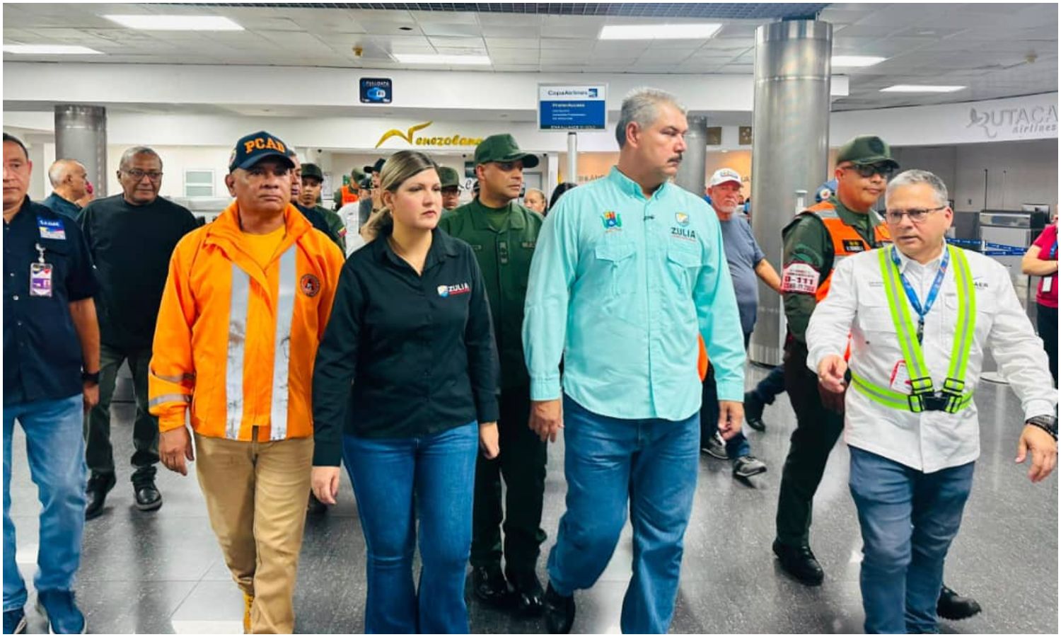 Gobernador Luis Caldera inspecciona avances en la recuperación del Aeropuerto Internacional La Chinita