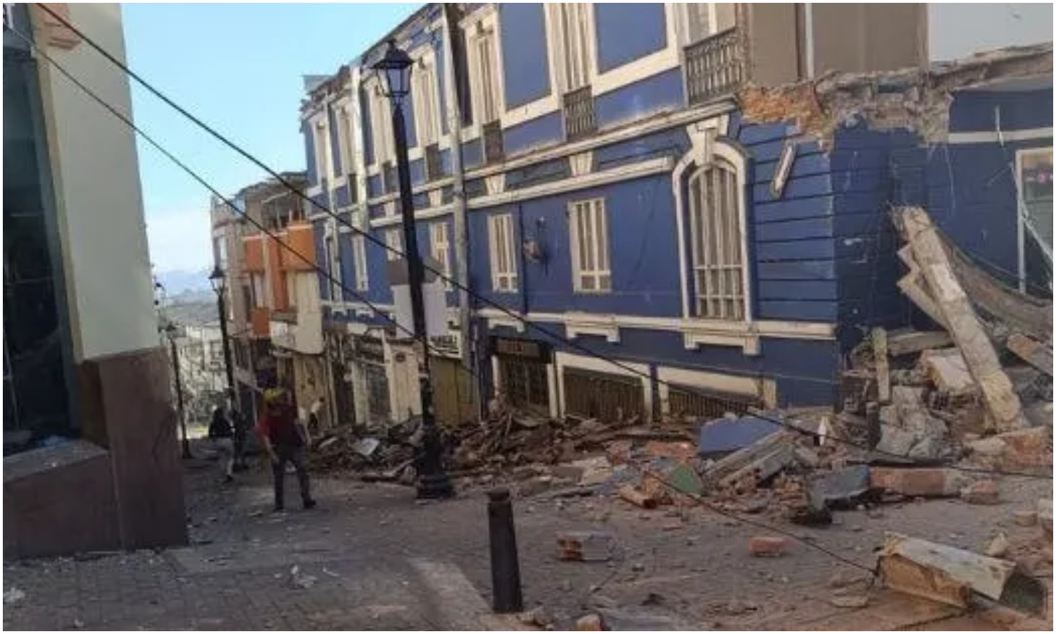 Terremoto de 7,4 deja heridos y graves daños estructurales en varias zonas de Colombia
