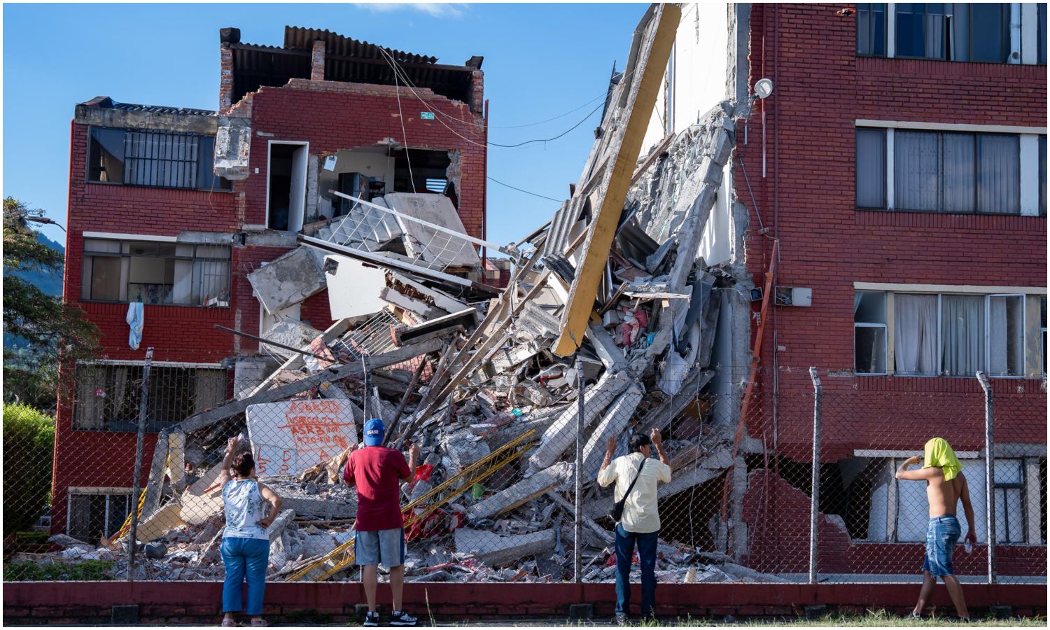 Terremoto en Colombia deja 181 muertos y 1.310 heridos, según nuevo balance