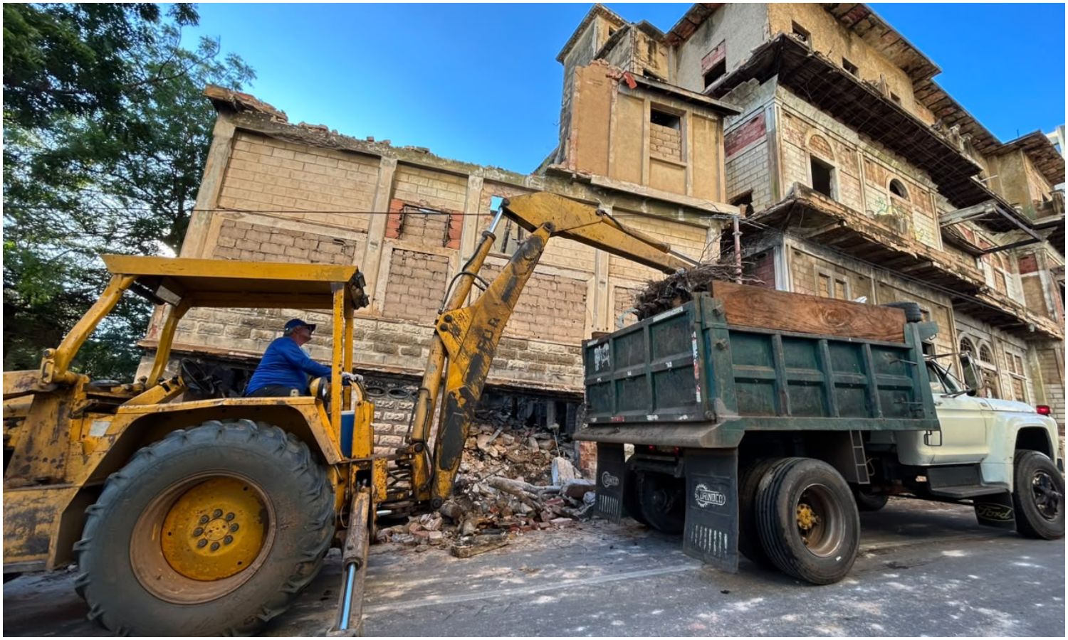 Alcaldía de Maracaibo evalúa posible demolición de áreas del Hotel Granada tras colapso parcial por lluvias