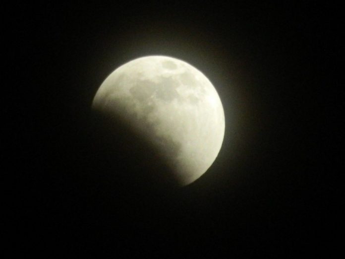 eclipse lunar 15 mayo maracaibo