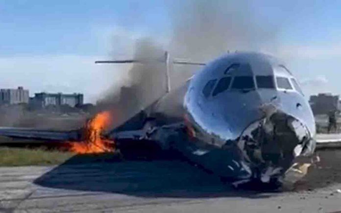 MIAMI AVIÓN INCENDIA