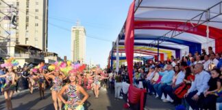 desfile carnaval maracaibo
