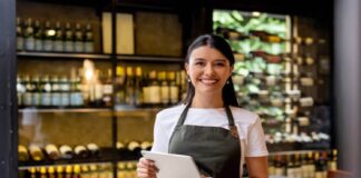 ellas emprenden
