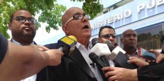 Willy Casanova denuncia