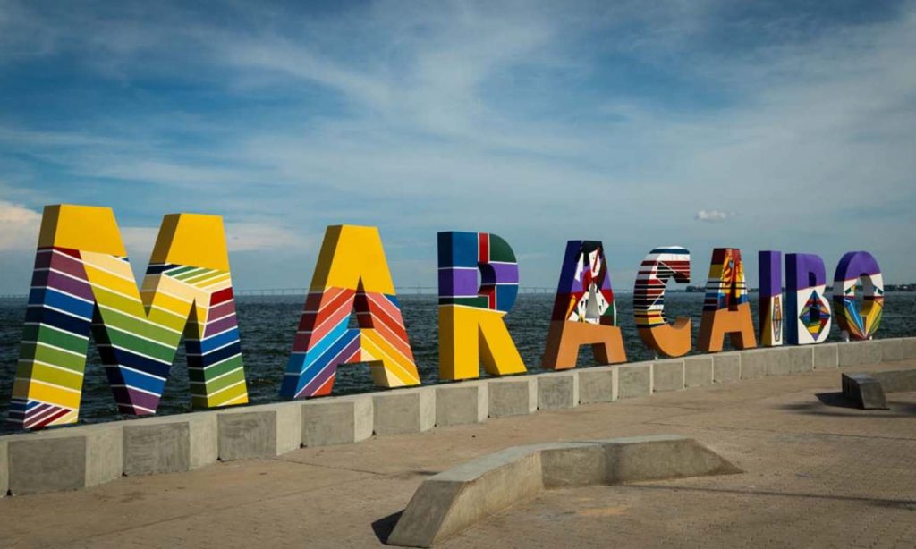 letras corpóreas Maracaibo junio 2023