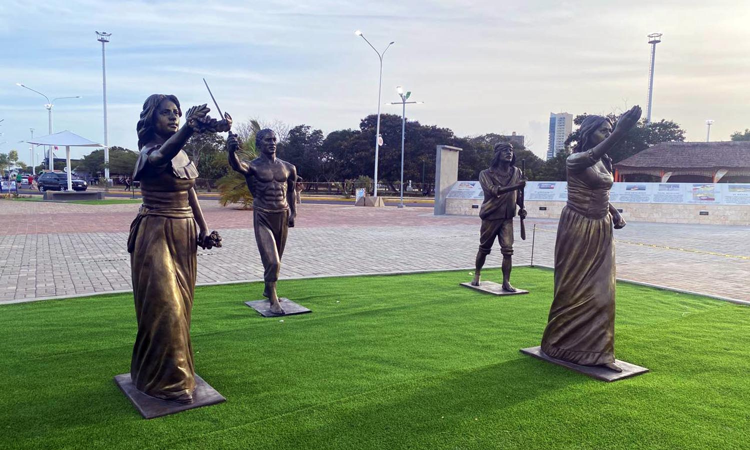 Monumento Batalla Naval del Lago de Maracaibo