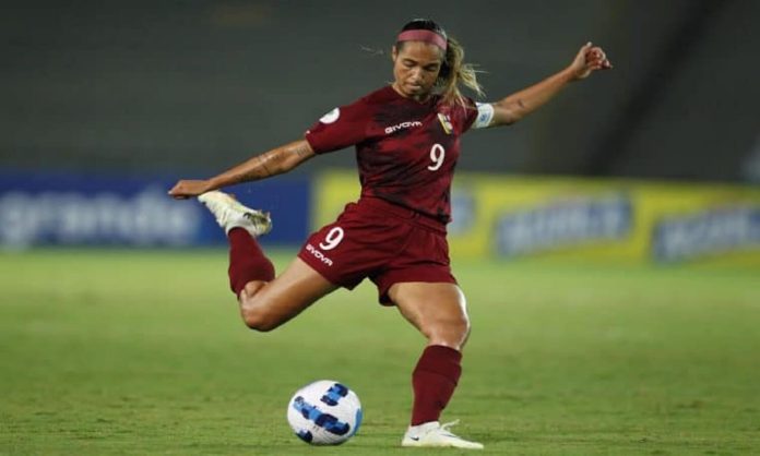 vinotinto femenino