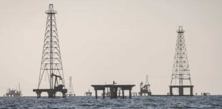 donald-trump-revoca-permisos-petroleras-exportar-venezuela