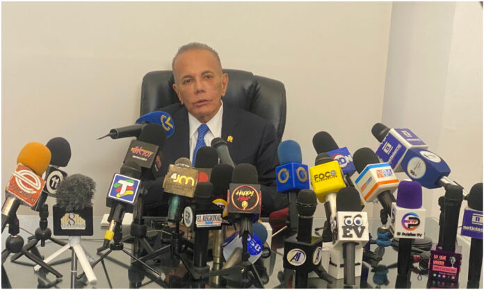 manuel rosales